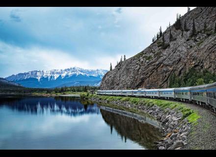 0cacb73d1f6b772319d1caccff8856dd_RS350_VIA_Train_C_Robidoux_Train_Rocheuse_sRGB.jpg 0cacb73d1f6b772319d1caccff8856dd_RS350_VIA_Train_C_Robidoux_Train_Rocheuse_sRGB.jpg